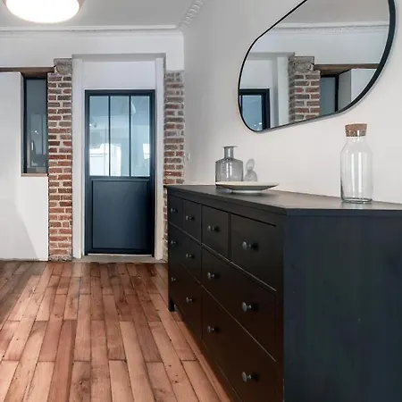 Le Girard - Centre Apartment