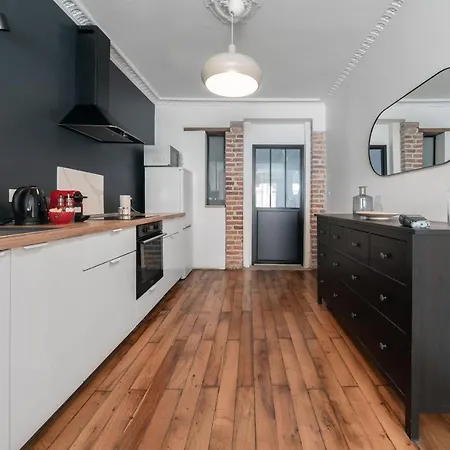 Le Girard - Centre Apartment *
