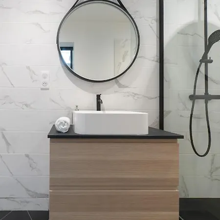 Le Girard - Centre Apartment *
